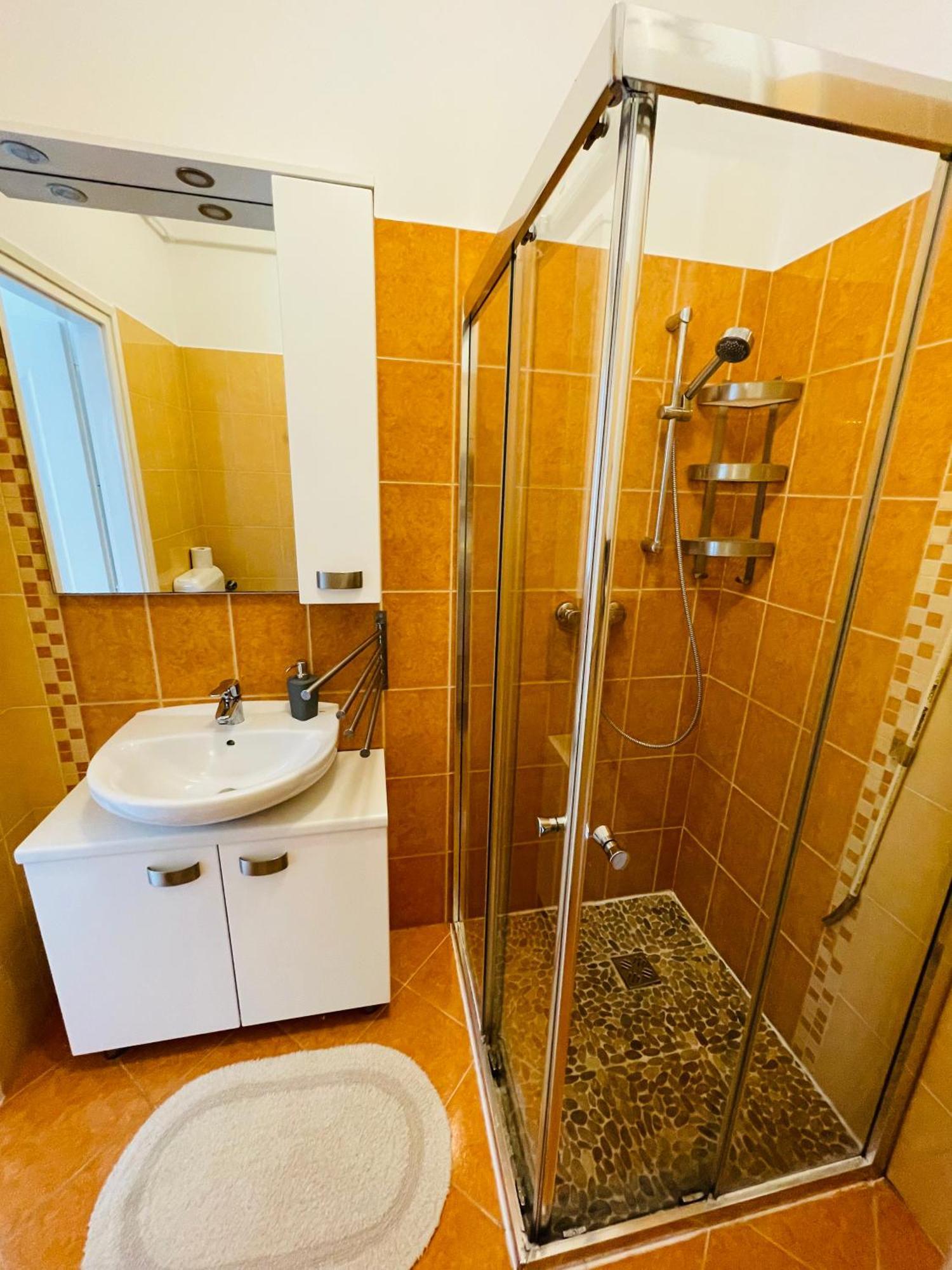Gold Apartman 瑙吉考尼饶 外观 照片